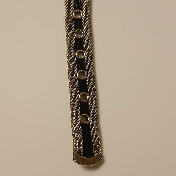 Ladies Vernier by 7 West Women's Silver Tone Quartz Mesh Fashion Watch - Picture 8 of 13